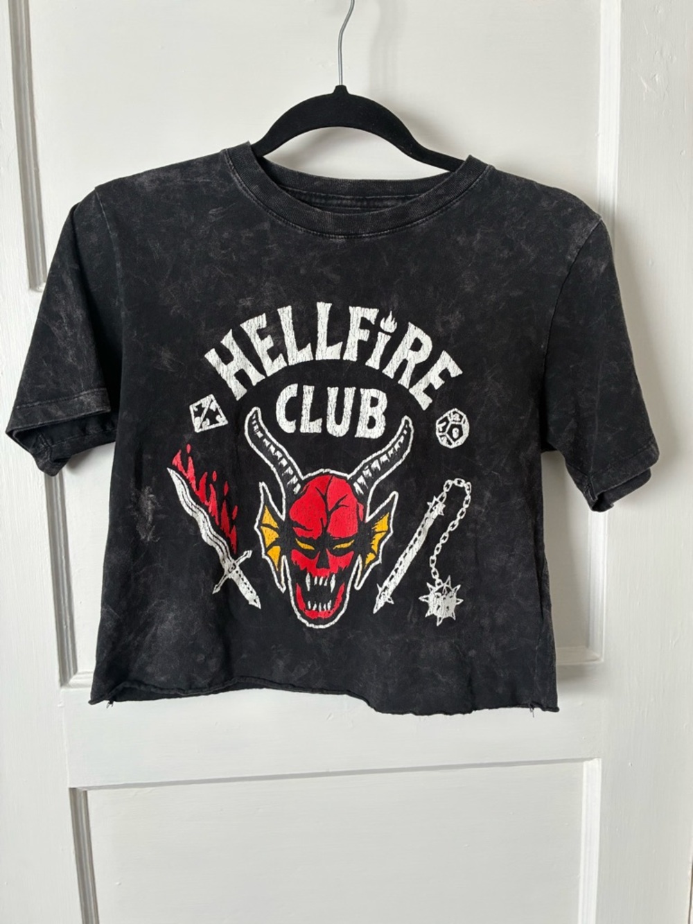 Stranger Things - Hellfire Club - Crop Top - Size: X-Small
